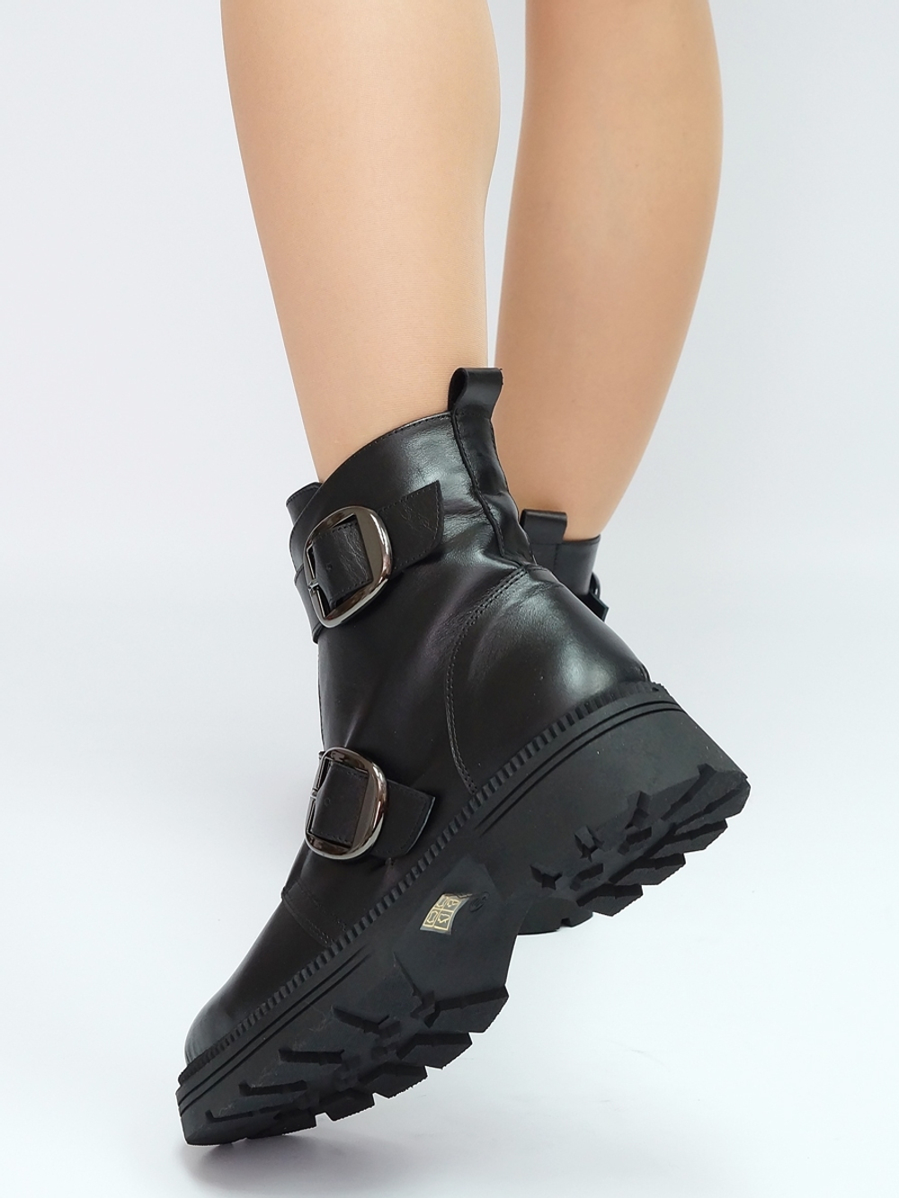 Ботинки женские зимние