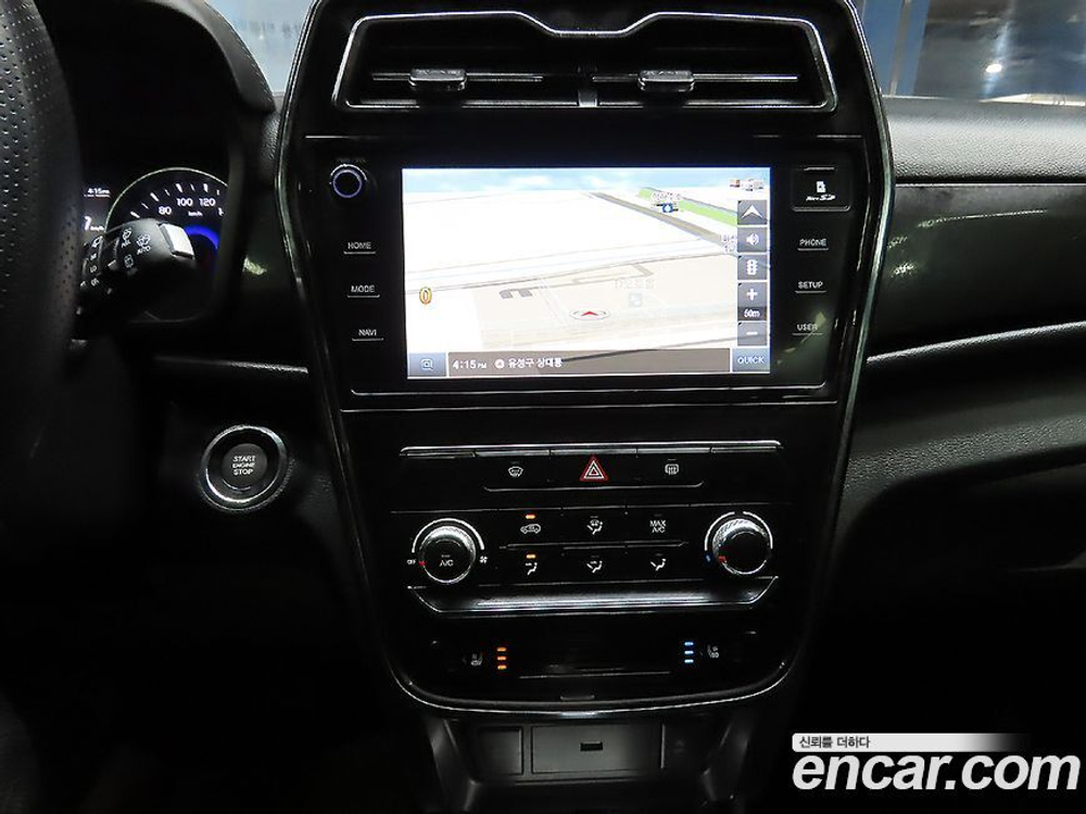 KG Mobility (Ssangyong) Very New Tivoli Бензин 1.5 2WD (12.2019)