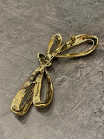 Брошь крупный бант с серыми кристаллами, оттенок бронза