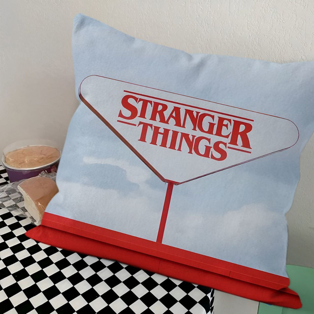 Декоративная подушка «Очень странные дела» (Stranger Things)