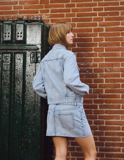 BERSHKA Джинсовая куртка, светло-голубой