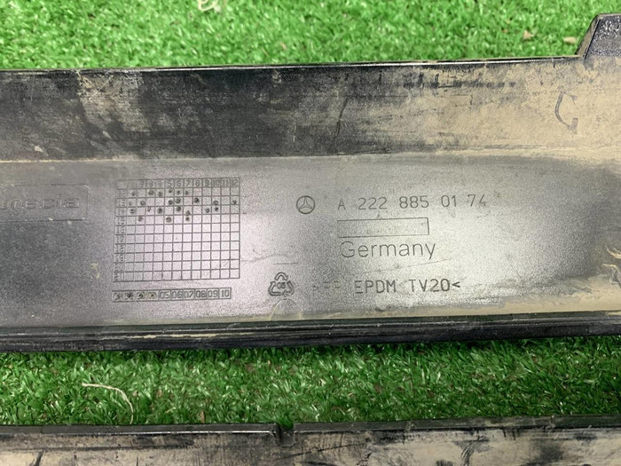 Накладка юбки заднего бампера Mercedes S W222 (2013-2017) AMG