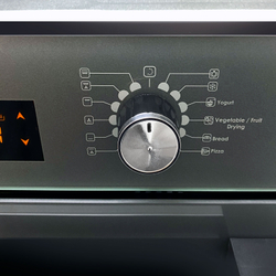 Электрический духовой шкаф встраиваемый GINZZU HOE-219 61л, 13 программ, серый с каталитической очисткой и дисплеем, конвекция, гриль