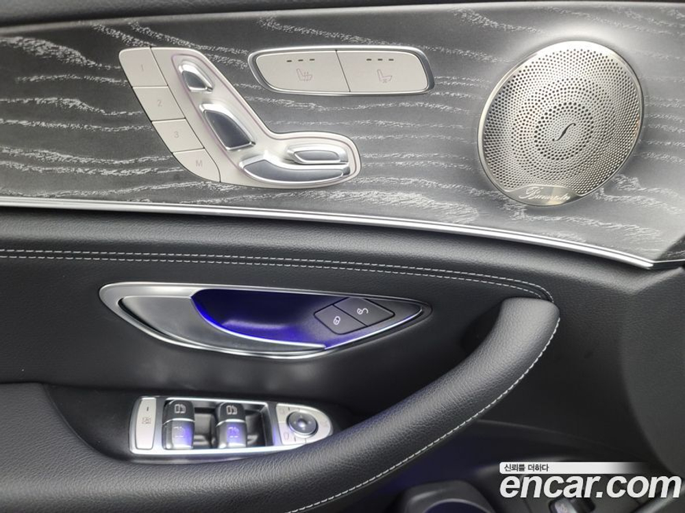 Mercedes-Benz E-Class W213 E350 4MATIC AMG Line (04.2022)
