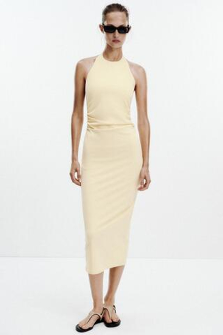 ZARA ПЛАТЬЕ ХАЛТЕР СО СБОРКАМИ, ЖЕЛТЫЙ