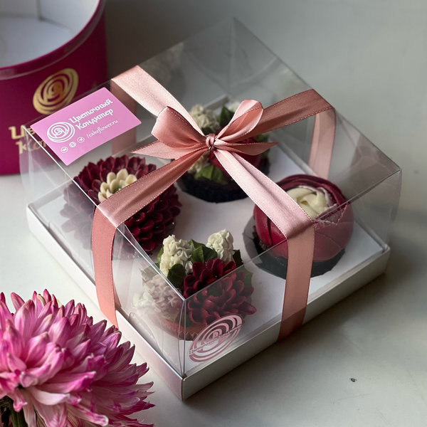 Набор из творожных капкейков винного цвета 4 шт