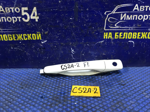 Ручка двери передней левой внешняя MITSUBISHI LANCER 2002