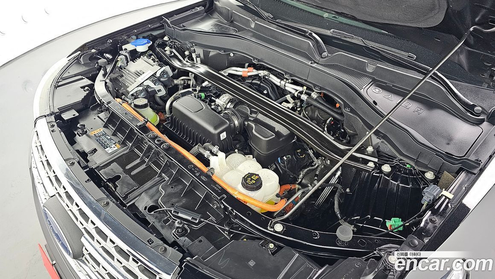 Ford Explorer 6 Generation 3.3 Hybrid (12.2022)