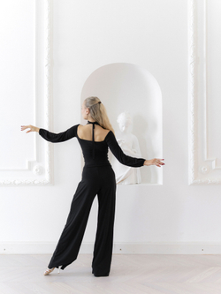 Топ с рукавами-фонариками