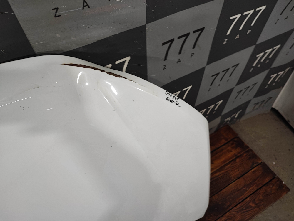 Капот Lada Granta 18-нв Б/У Оригинал 8450104269