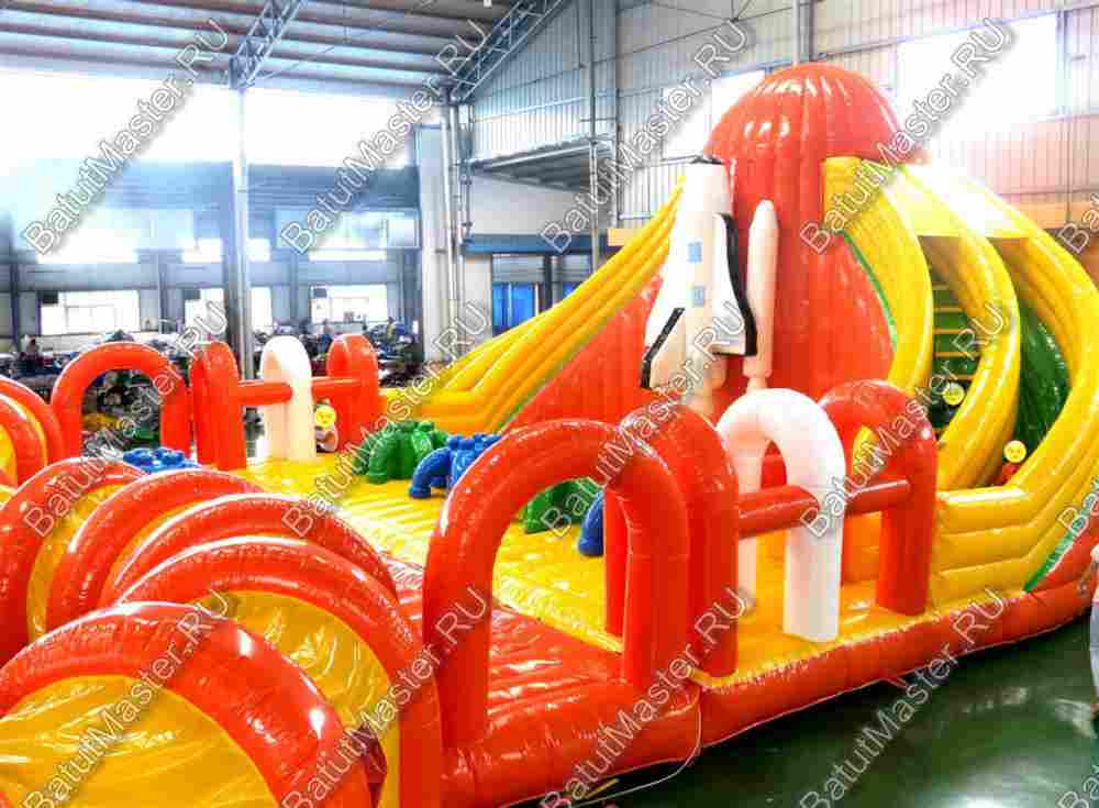 Коммерческий надувной батут "Ракета" 20*10*7 м