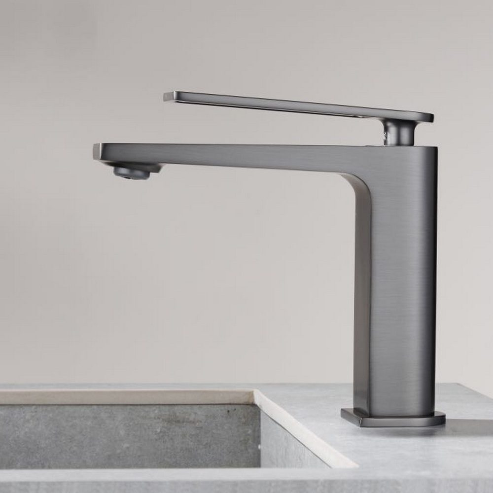 Смеситель для раковины Black&White Universe Gun Metal (UK9901MG)