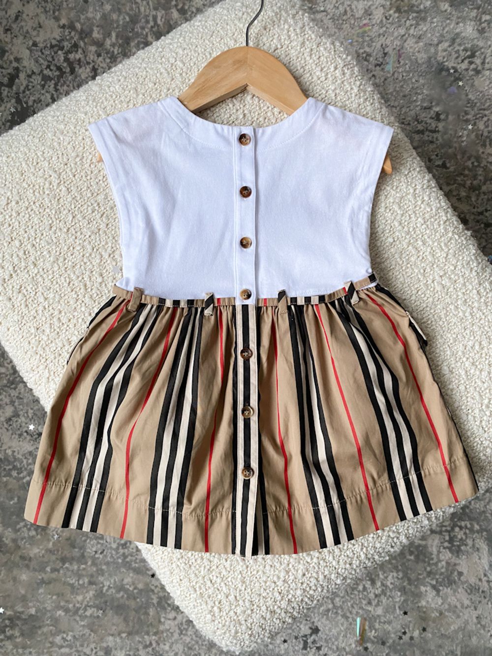 Платье Burberry, 80