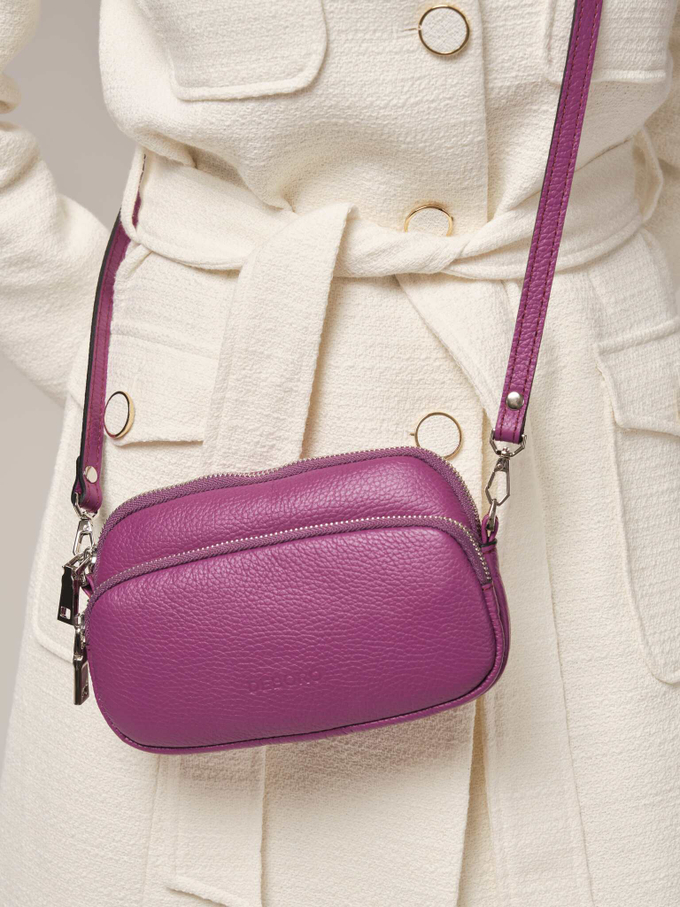 Сумка кожаная кросс-боди розовая