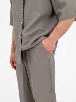 Костюм льняной с шортами. Хаки