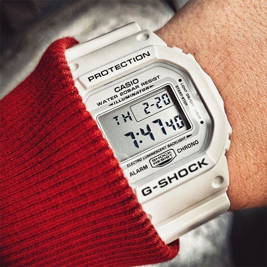 Наручные часы Casio DW-5600MW-7E