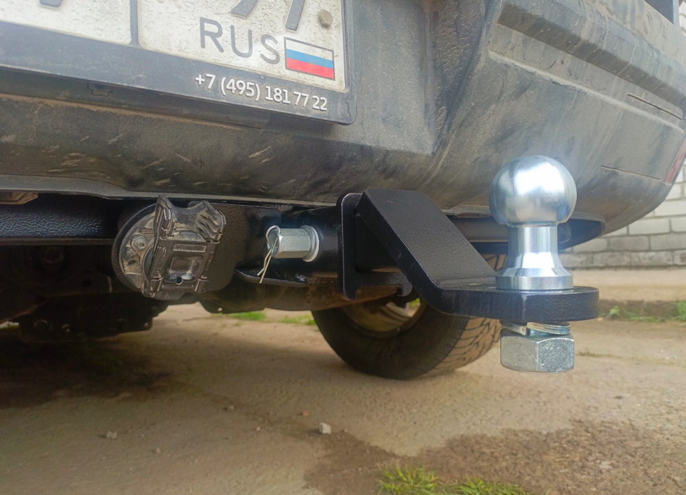 Фаркоп Бизон с унив. эл-кой Smart на TANK 700 2024- (паспорт и сертификат в комплекте) FA 0700-E