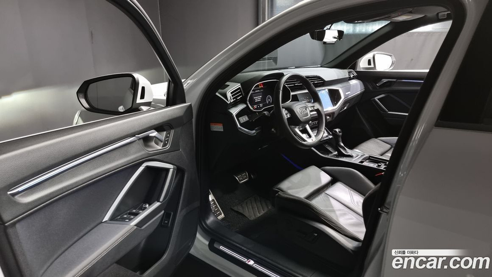 Audi Q3 (F3) 35 TDI Premium Sportback (09.2020)