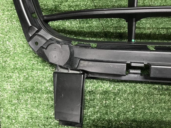 Решетка перед. бампера Porsche Cayenne 2 958 14-18