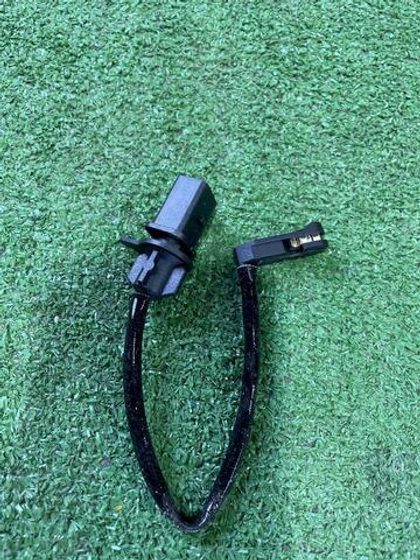 Датчик износа тормозных колодок Audi A6 C7 (11-18)