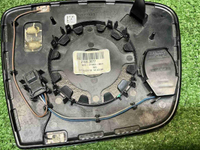 Зеркальный элемент левый Maserati Levante (16-24)