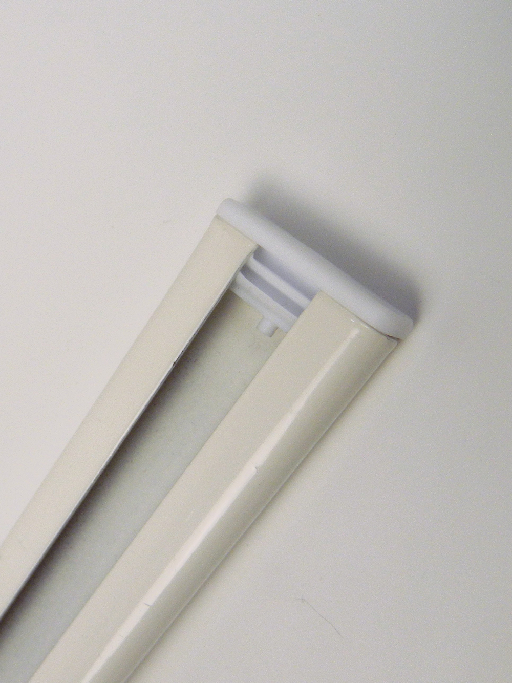 PLZ10*30 Заглушка на кронштейн верхняя