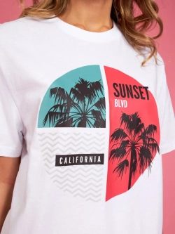 Футболка с принтом california надпись калифорния