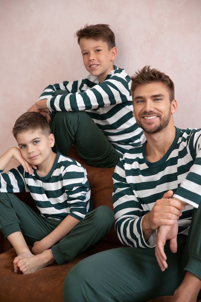 Хлопковая пижама для мальчиков Blake зеленого цвета