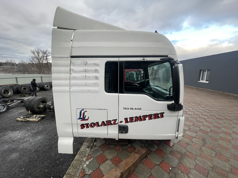 Кабина в сборе