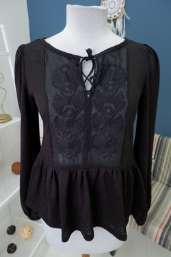 Блузка H&M с вышивкой 42 размер