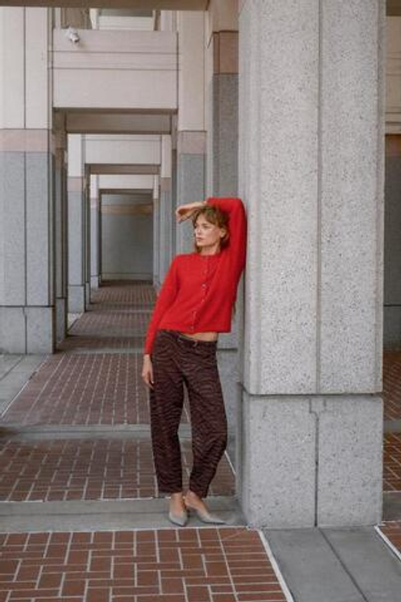 ZARA БРЮКИ BARREL С АНИМАЛИСТИЧЕСКИМ УЗОРОМ, ЧЕРНЫЙ/КОРИЧНЕВЫЙ