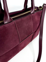 Женская сумка из натуральной замши бордового цвета