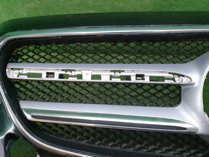 Бампер передний Mercedes E W213 16-21 AMG В сборе