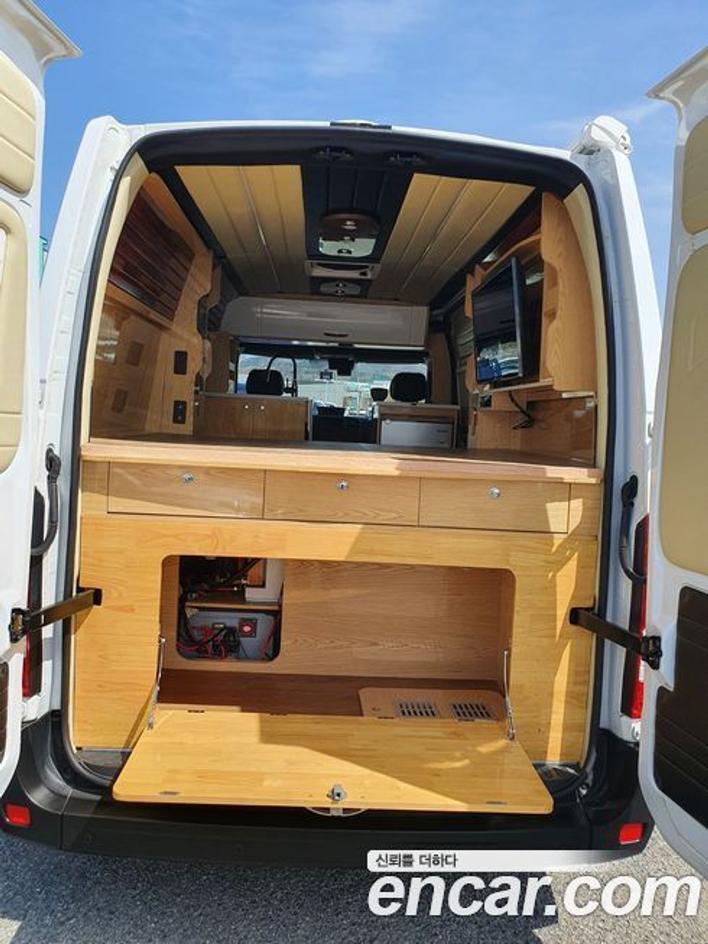 Renault Korea (Samsung) Master 캠핑카/이동사무차 (11.2019)