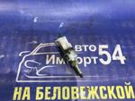 Датчик педали тормоза MITSUBISHI PAJERO 1990