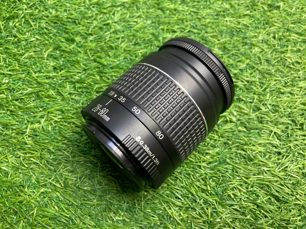 Canon EOS 3000N + 28-80mm 3.5-5.6 II