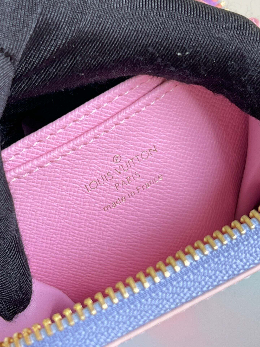 Louis Vuitton Zippy Wallet