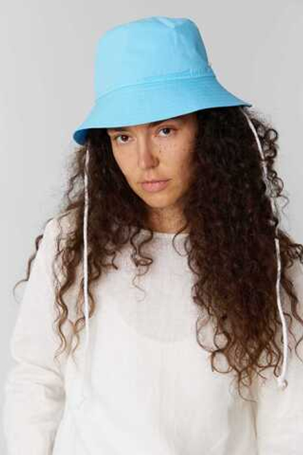 Панама голубого цвета