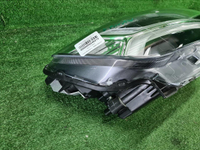 Фара правая Volvo XC40 1 (2017-2022) LED