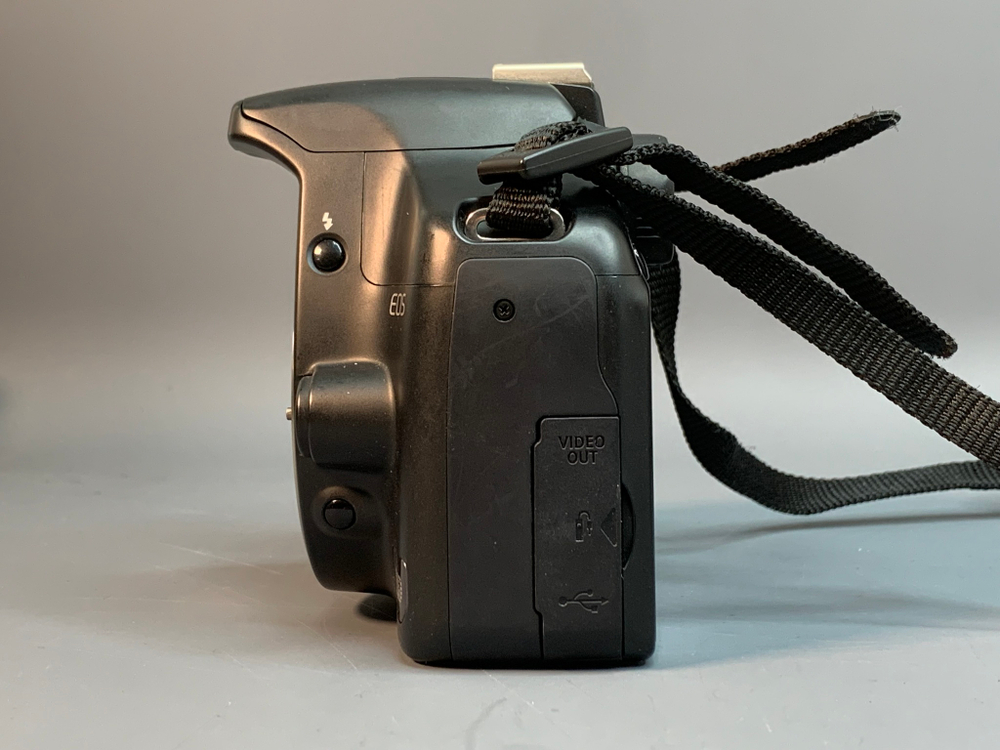 Canon EOS 450D 6.000 кадров