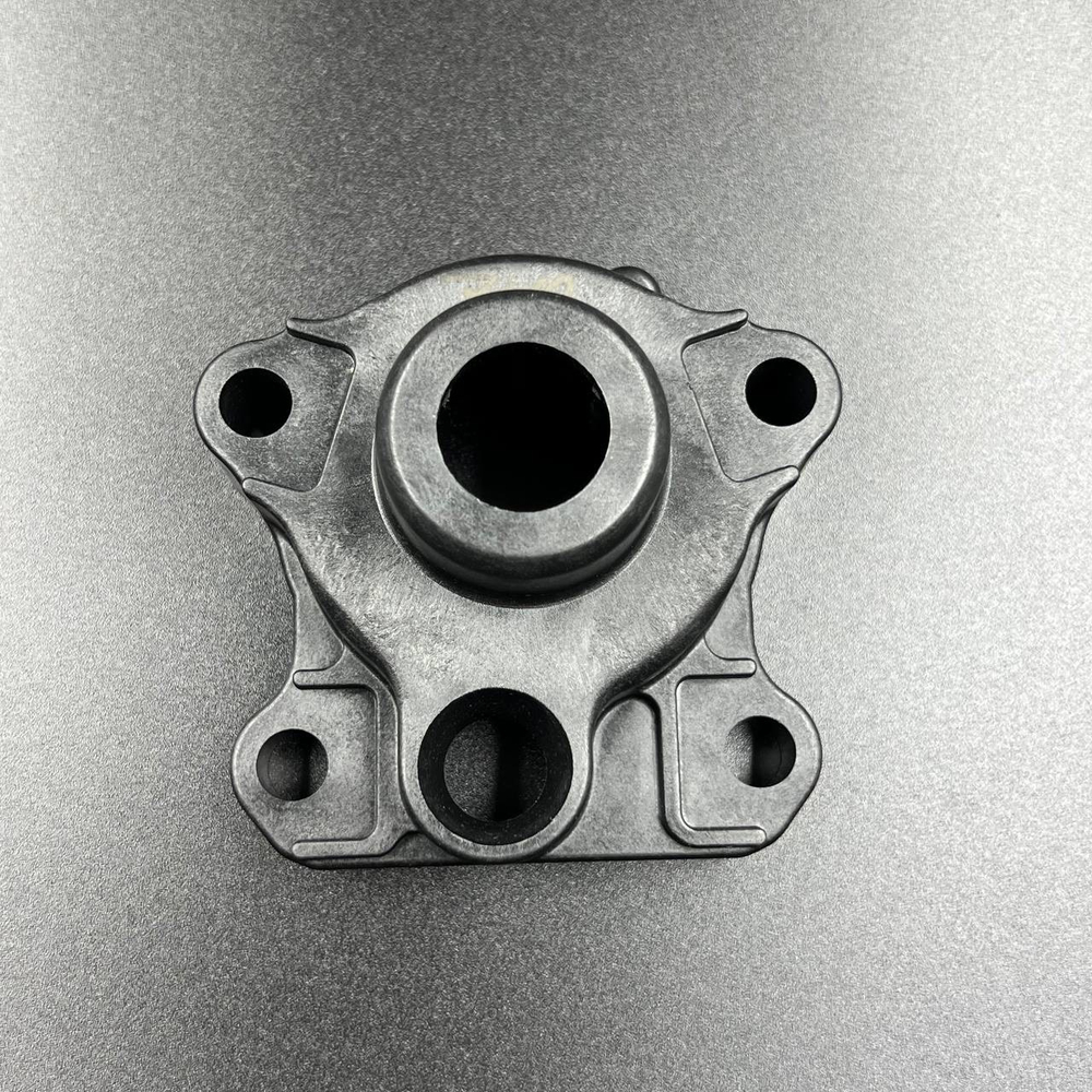 Корпус помпы охлаждения Yamaha 60-70 (Omax)