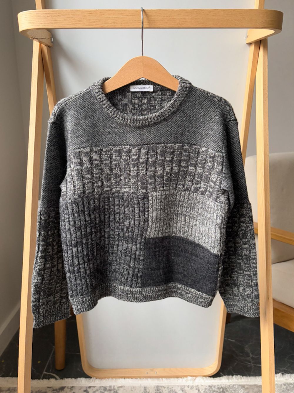 Шерстяной джемпер Dolce & Gabbana, 110