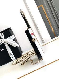 Chanel Guitar Bag 28 cm