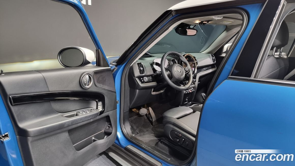 Mini Cooper Countryman HIGH (05.2021)