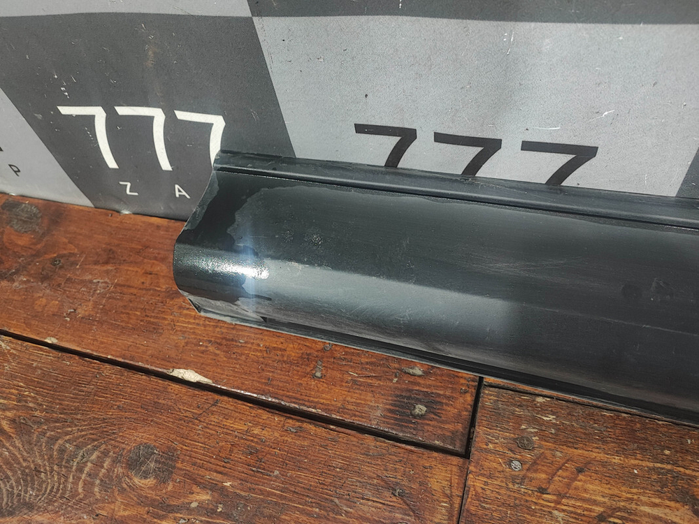 Накладка двери задней левой Mazda CX-5 2 (KF) 17-нв Б/У Оригинал KB7W51RD1