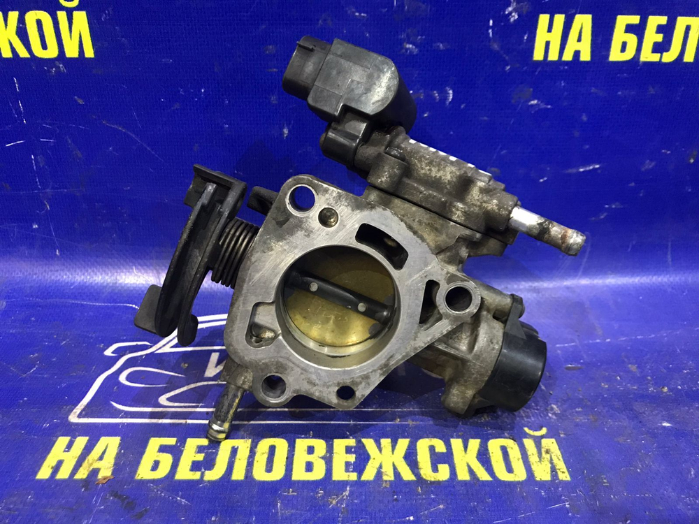 Дроссельная заслонка TOTOTA PORTE 2004-2012