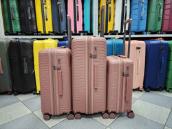 Чемодан Большой (L) полипропилен "Mironpan" съёмные колёса