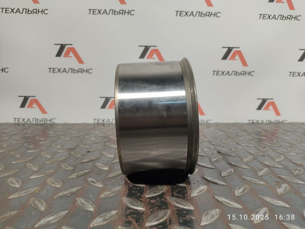 Втулка 17M-21-45110