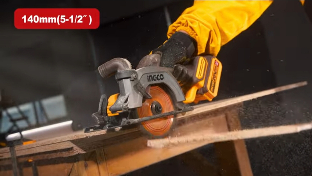 Аккумуляторная циркулярная пила INGCO CSLI14023 INDUSTRIAL 20 В 140 мм 1х4 Ач