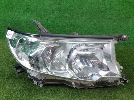 Фара правая Toyota Land Cruiser Prado 150 (2017-н.в.) галоген
